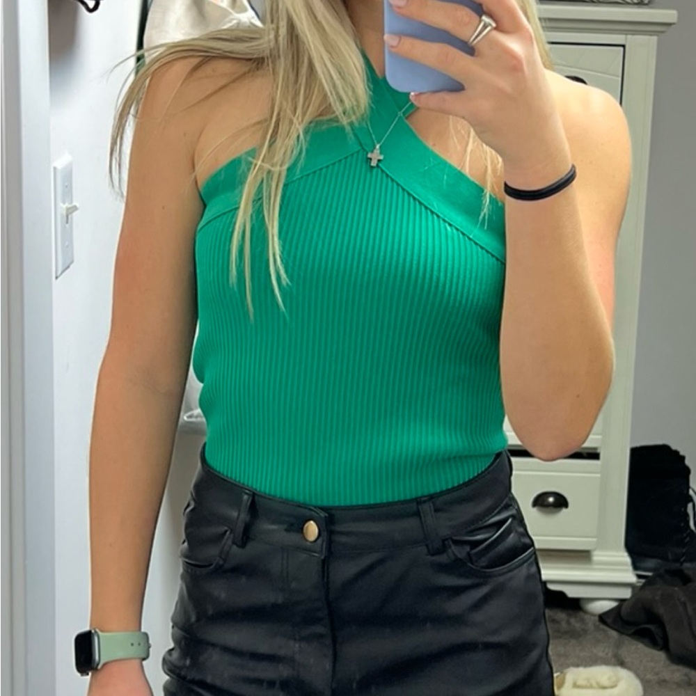 Never worn green cross neck crop top